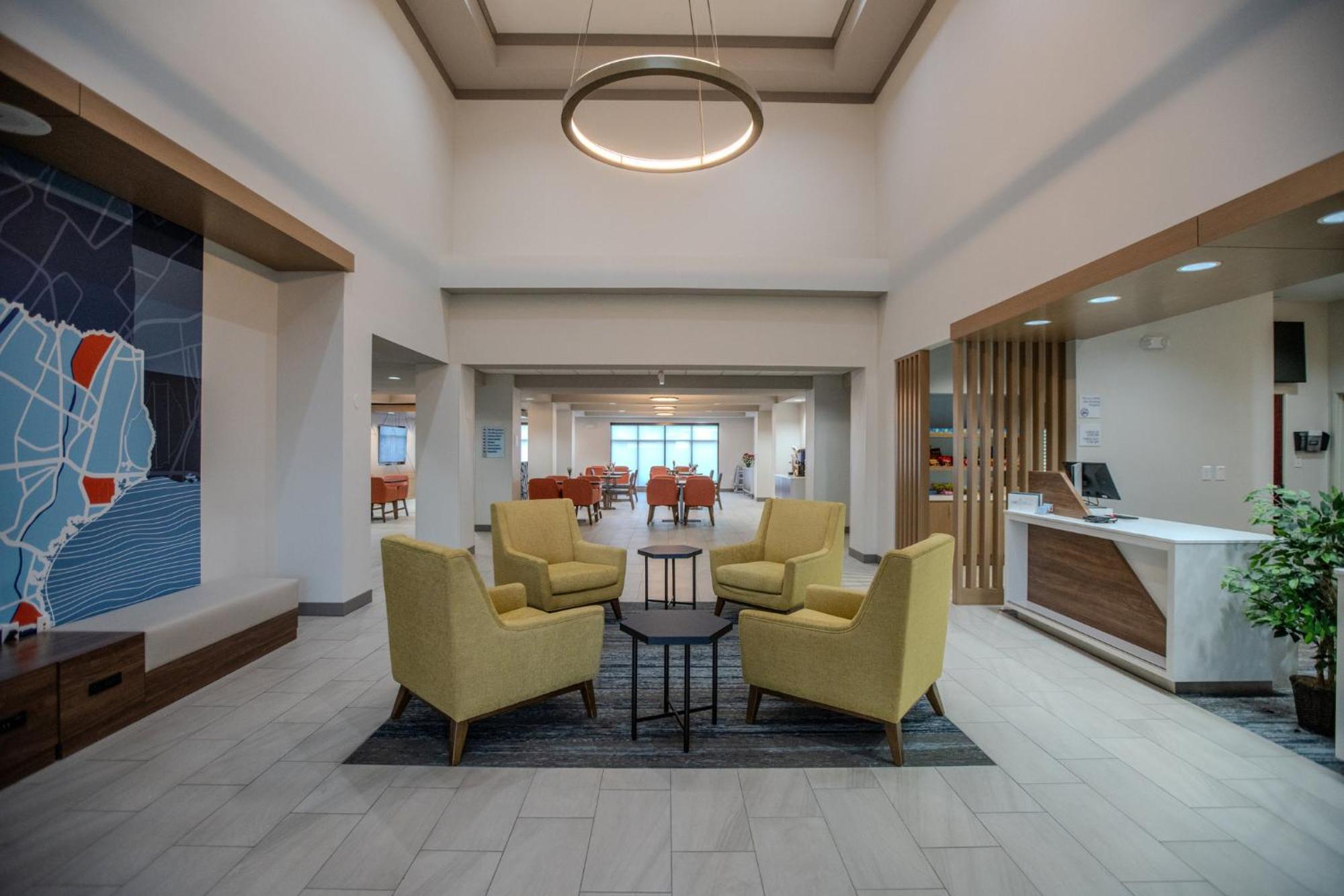 Holiday Inn Express & Suites Cleveland By Ihg Экстерьер фото